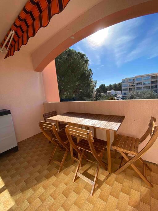 شقة Charmant Studio A Saint Mandrier Sur Mer المظهر الخارجي الصورة